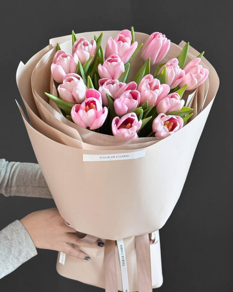 Bó Tulip Hồng Sữa Bồng Bềnh