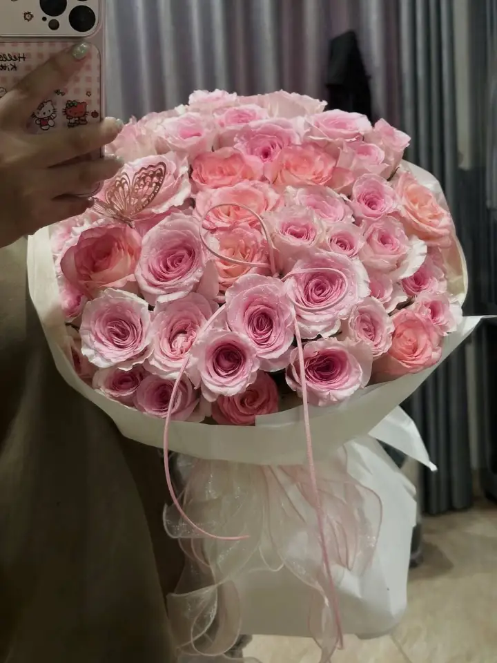 Ohara Rose Bouquet with Pink Trim & Butterflies — photo 2