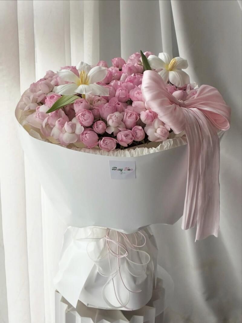 Bó Tulip Hồng Cỡ Lớn Nơ Lụa Hồng — ảnh 3