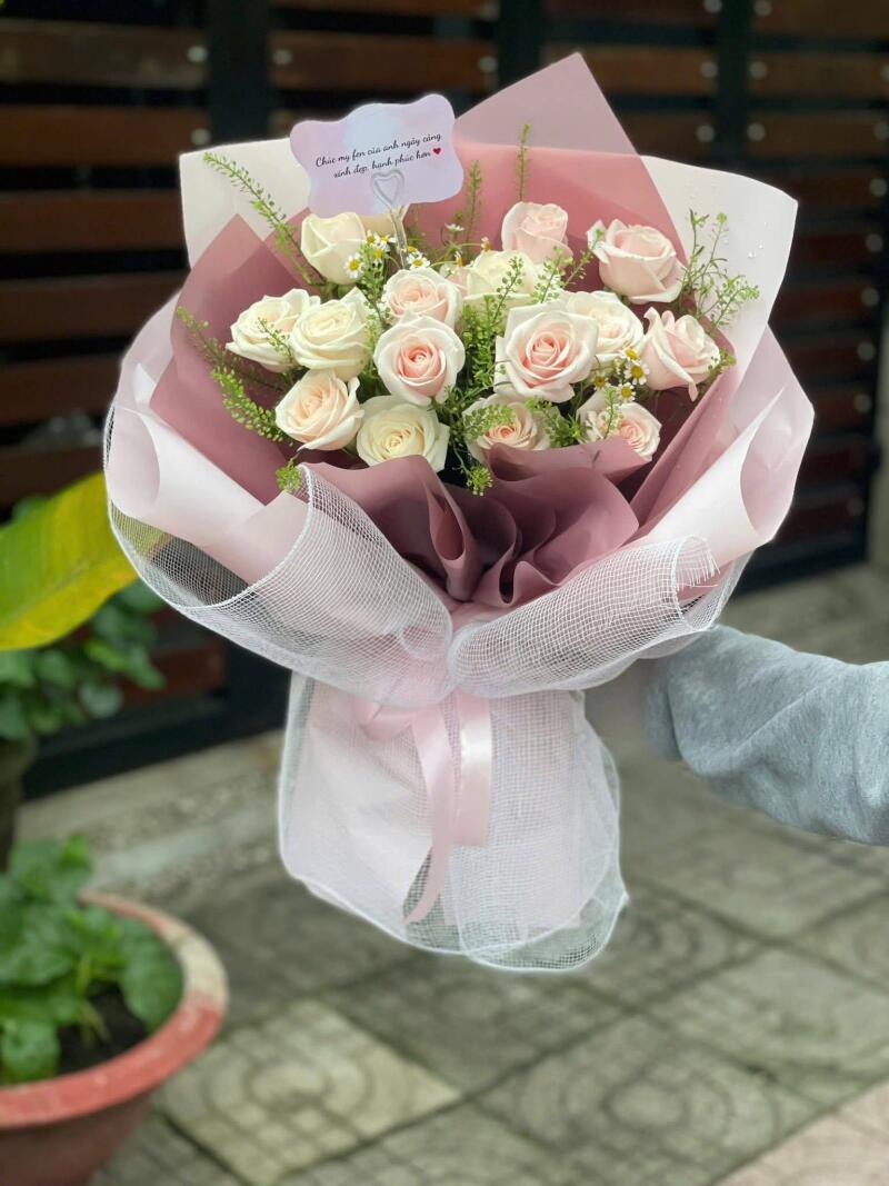 Bó Hoa Hồng Kem Hồng Phấn Nhã Nhặn