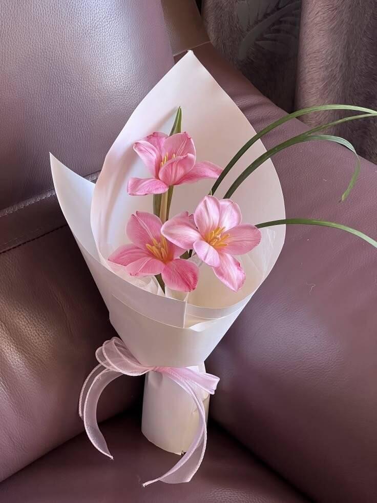 Bó Tulip Hồng Nở Xòe