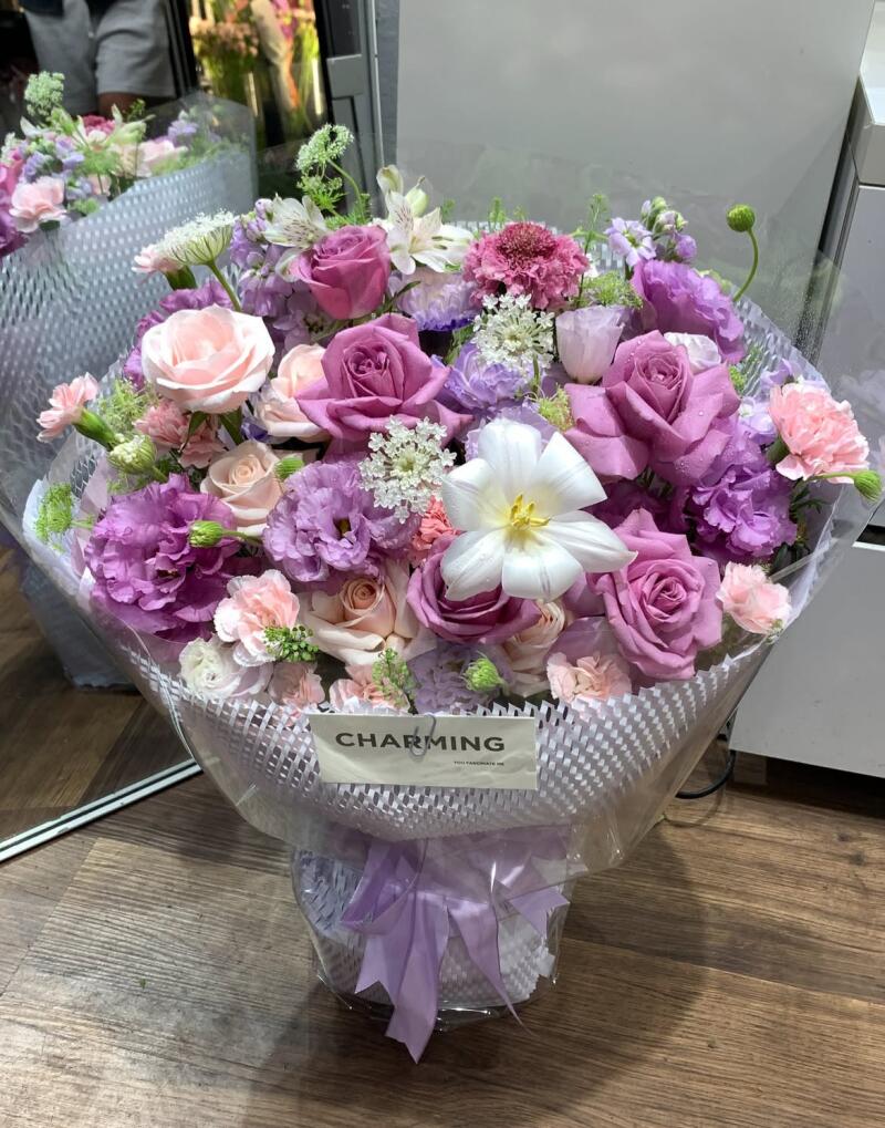 Bó Hồng Tím Mix Cát Tường Tông Lavender