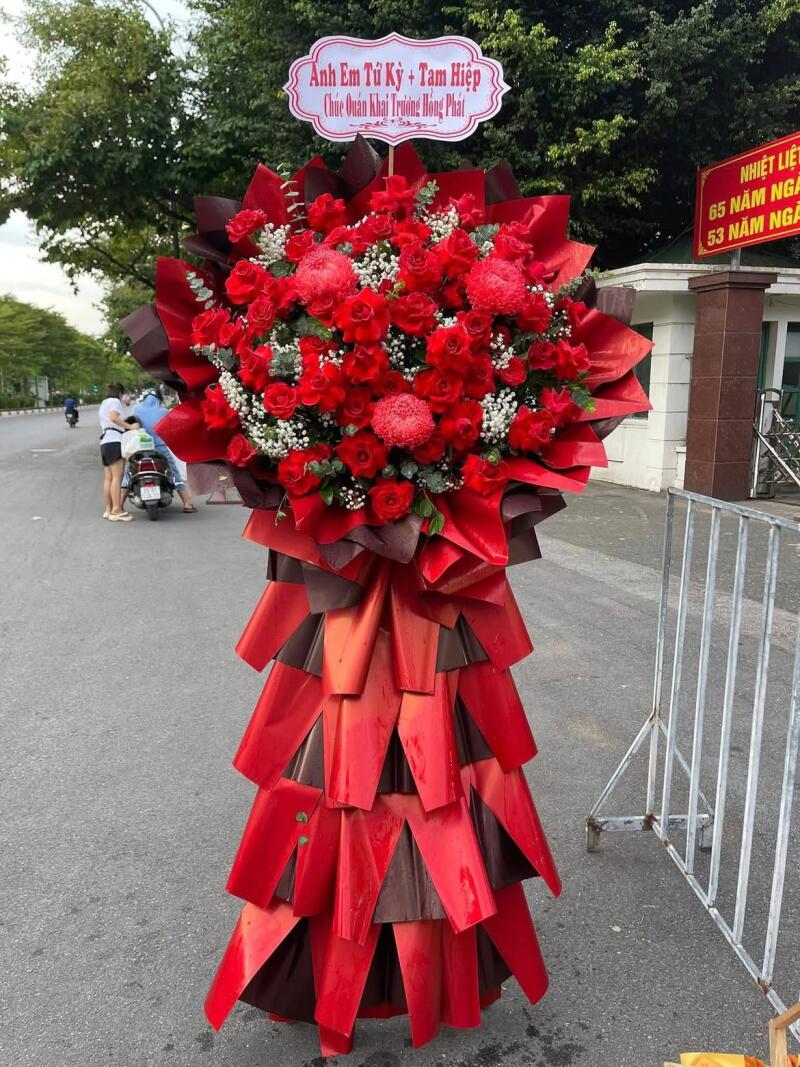 Kệ Hoa Khai Trương Đỏ Giấy Xếp Tầng