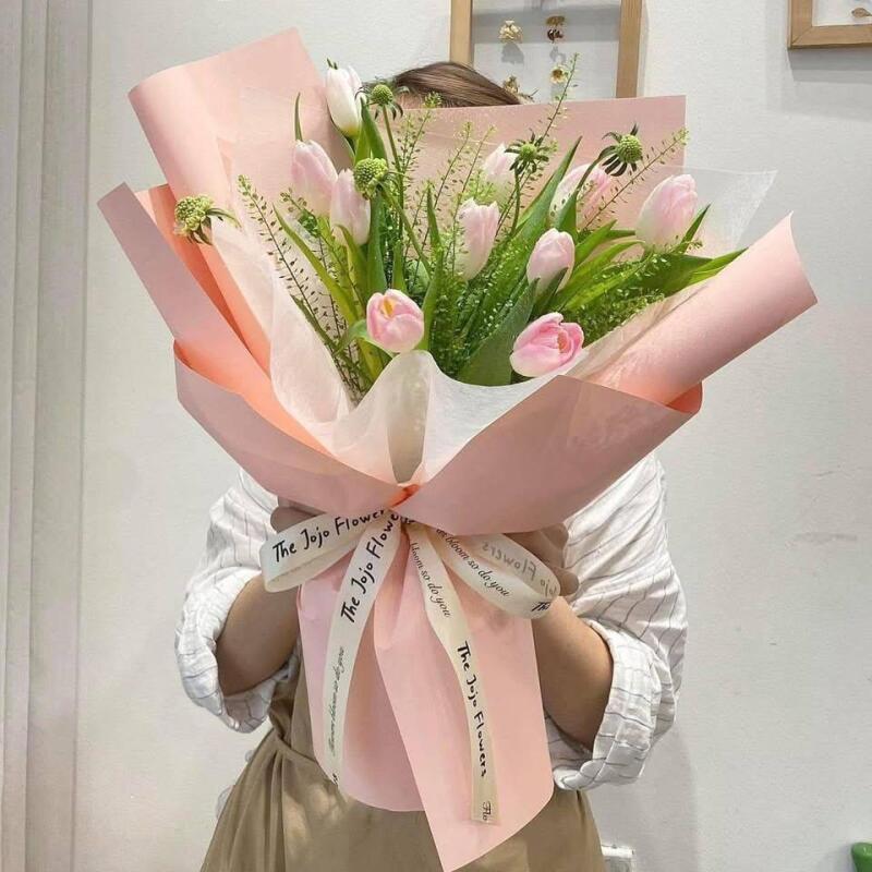 Bó Hoa Tulip Hồng Vườn Xanh