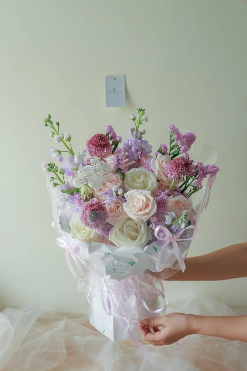 Bó Hoa Tím Lavender Mộng Mơ