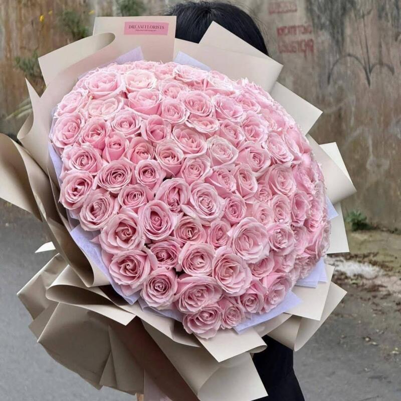 Bó 100 Hồng Phấn Ngọt Ngào