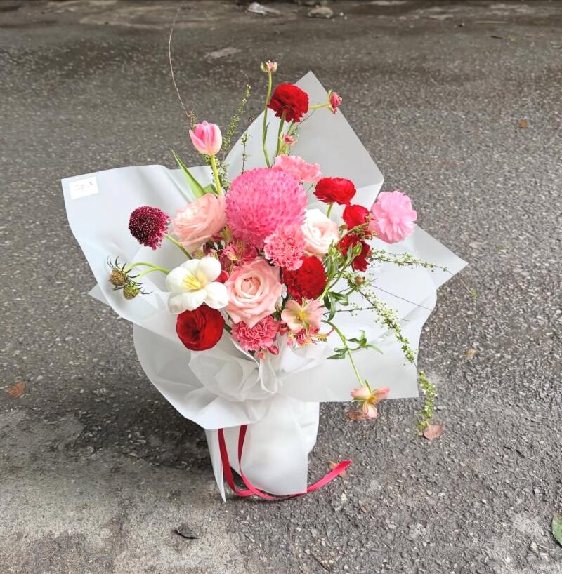 Bó Mao Lương Đỏ Mix Cúc Mào Gà Hồng — ảnh 3