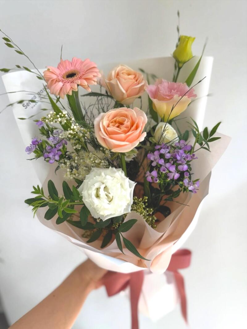 Bó Hồng Cam Đào Mix Đồng Tiền Hồng