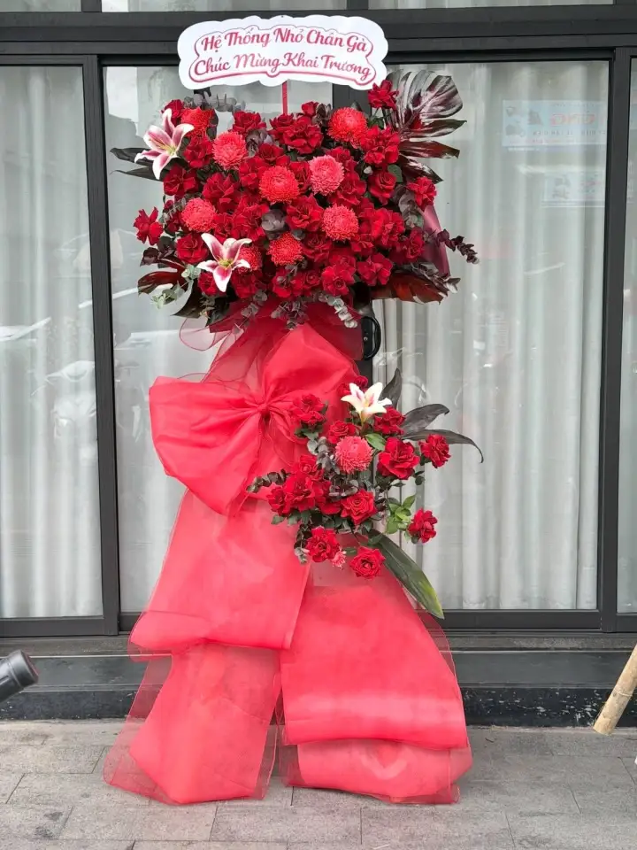 Coral Red Grand Opening Stand with Red Tulle