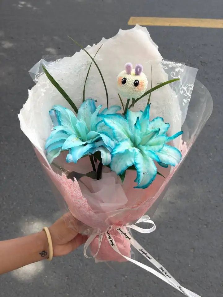Mini Jade Lily Bouquet with Plush Toy — photo 2
