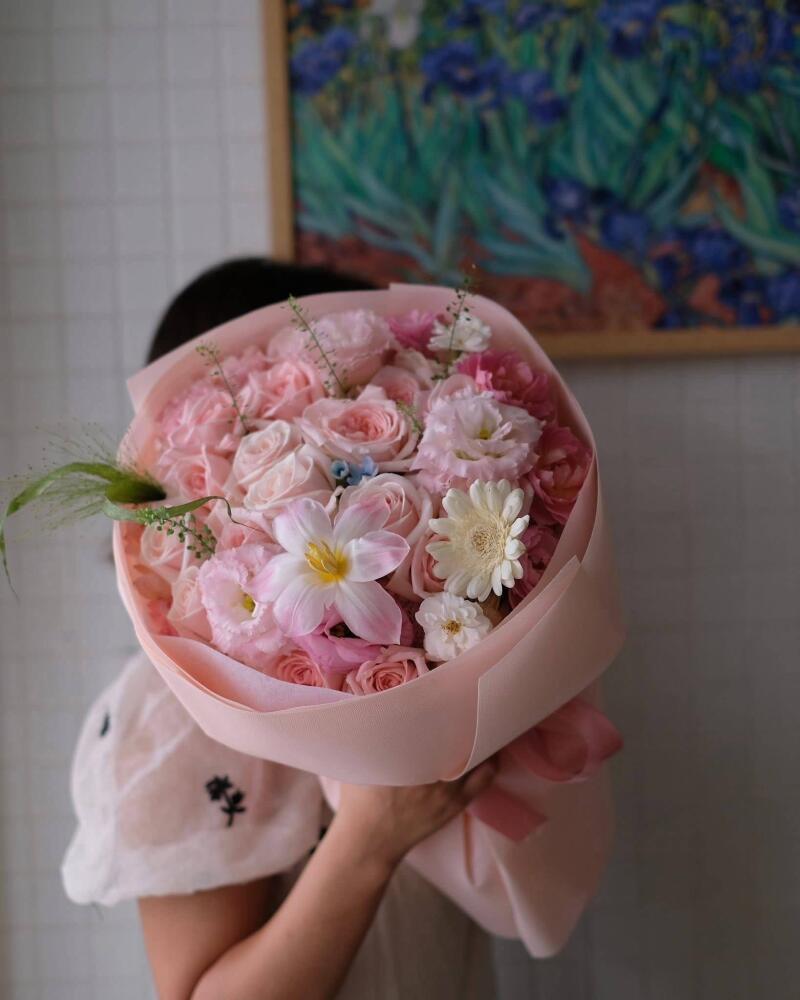 Bó Hoa Hồng Cát Tường Tulip Pastel