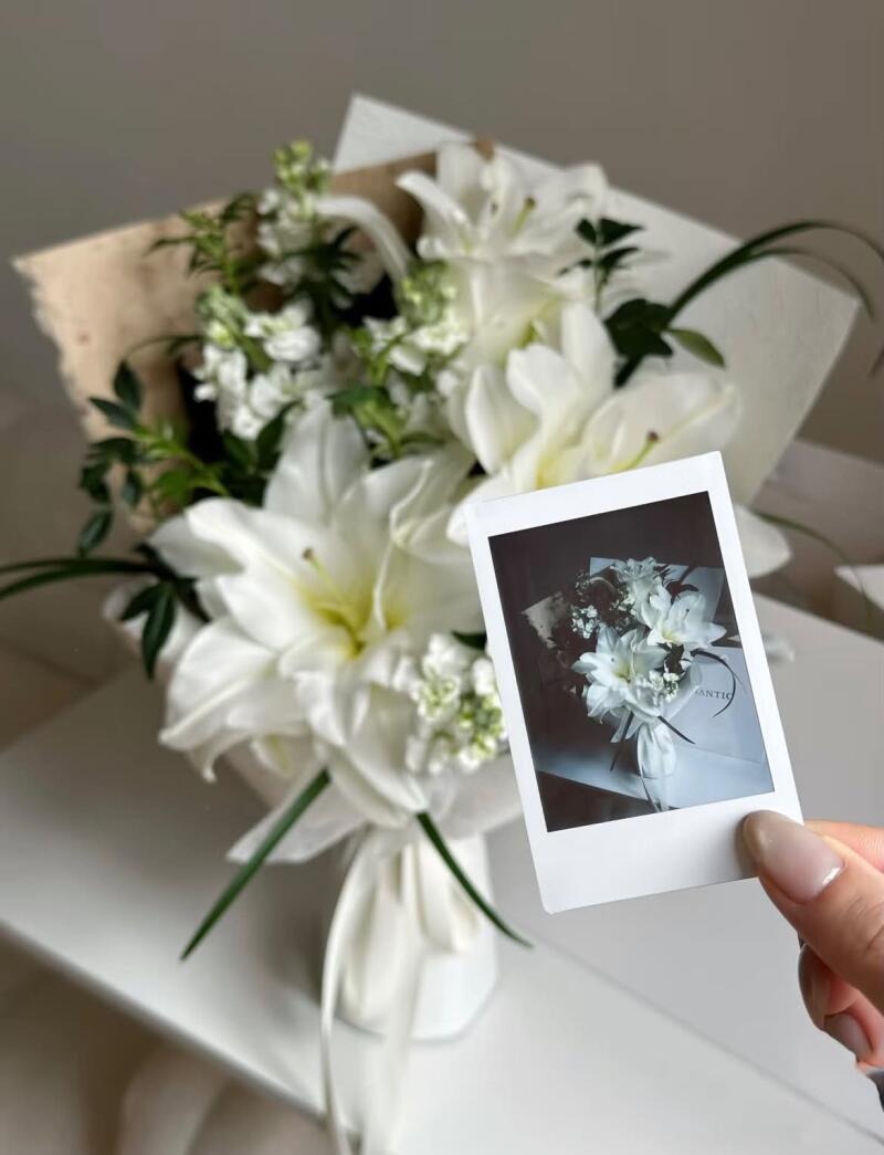 Bó Ly Trắng Mix Violet Trắng — ảnh 3