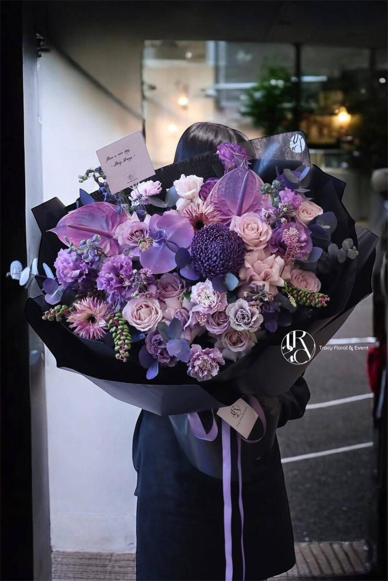 Bó Tím Hoàng Gia Lan Hồ Điệp