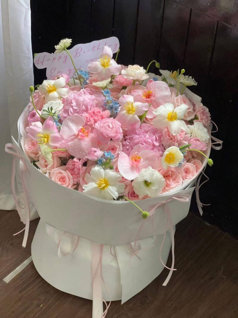 Bó Hoa Hồng Lan Hồ Điệp Sinh Nhật