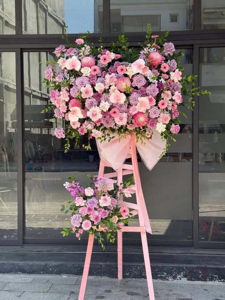 Pink & Purple Congratulations Stand on Pink Painted Frame
