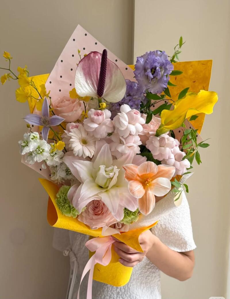 Bó Ly Trắng Mix Hồng Môn Tông Vàng Hồng — ảnh 3