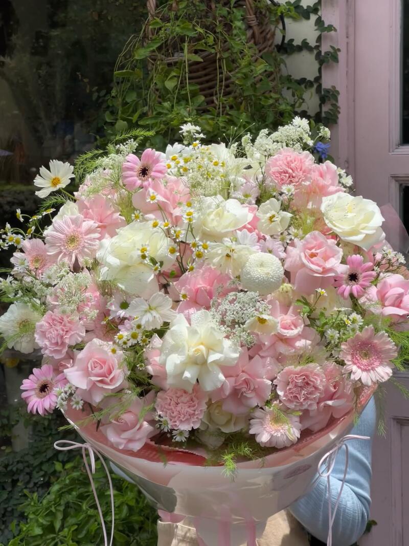Bó Hồng Pastel Mix Cúc Tana Trắng — ảnh 2