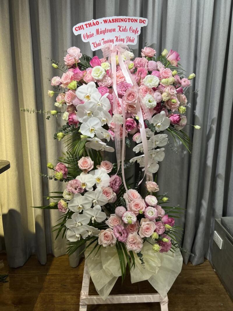 Kệ Hoa Khai Trương Hồng Pastel Lan Hồ Điệp