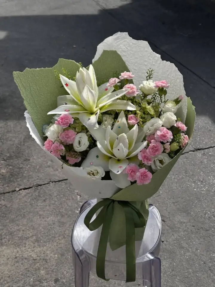 White Lily & Pink Carnation Bouquet on Moss Green Wrap — photo 3