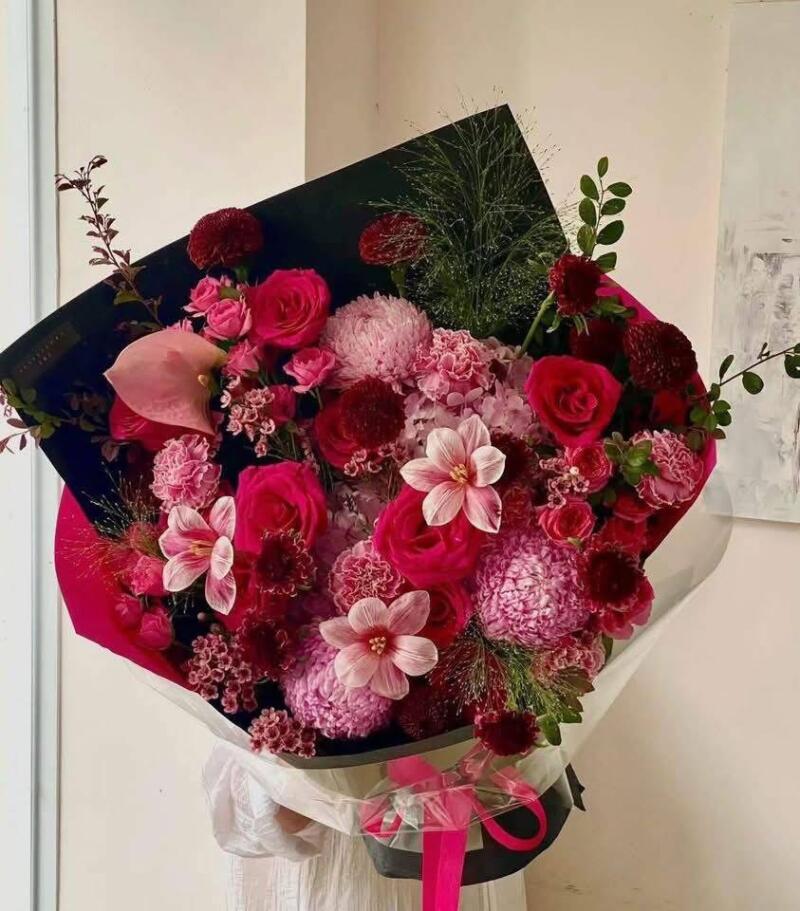 Bó Hoa Tươi Hồng Đỏ Quyến Rũ