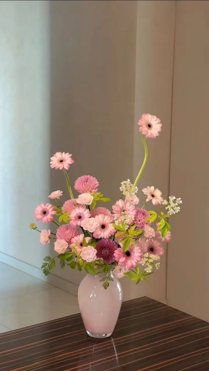 Blush Pink Rose Dance Vase