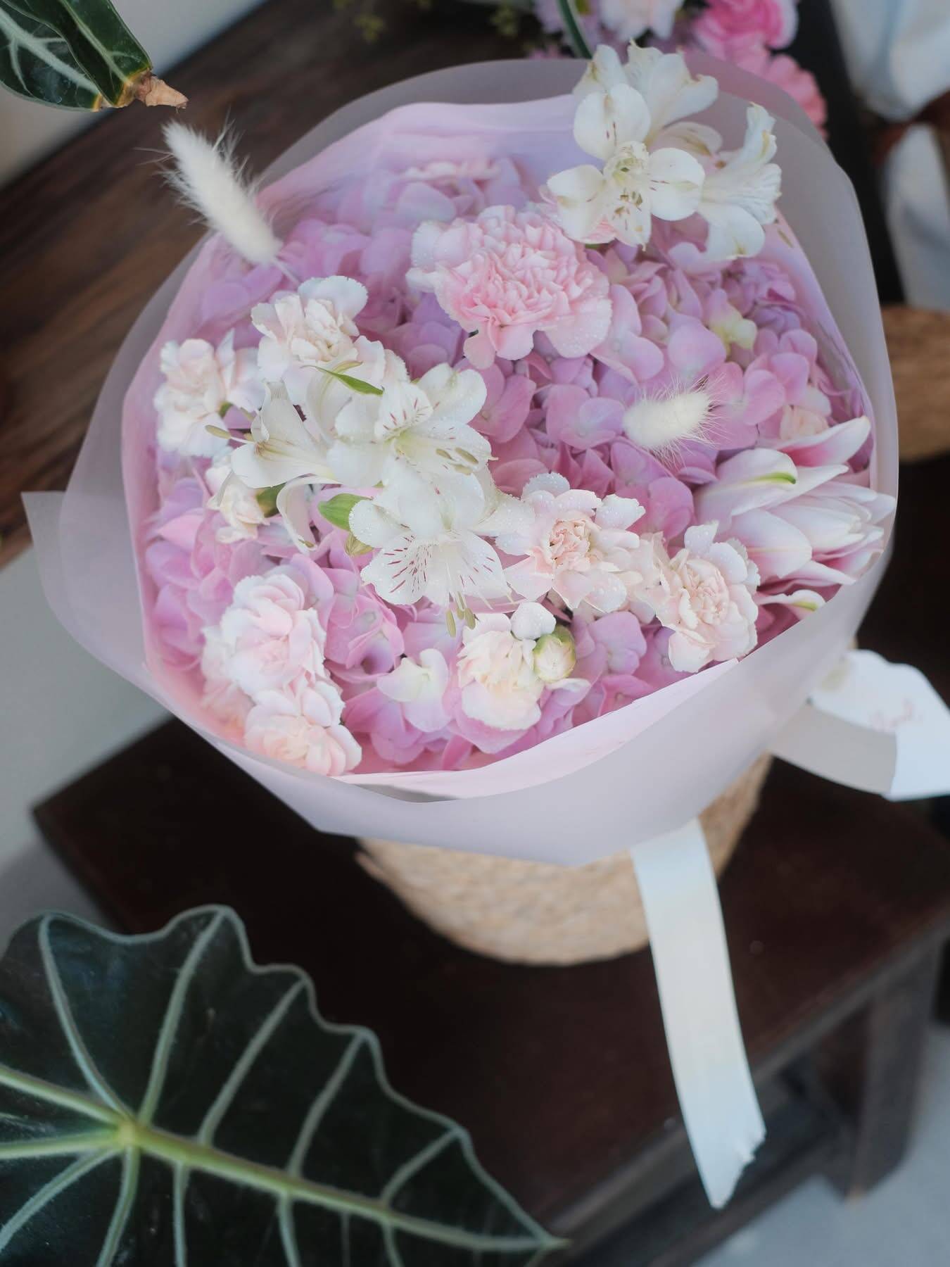 Bó Hoa Tú Cầu Hồng Mây Ngọt