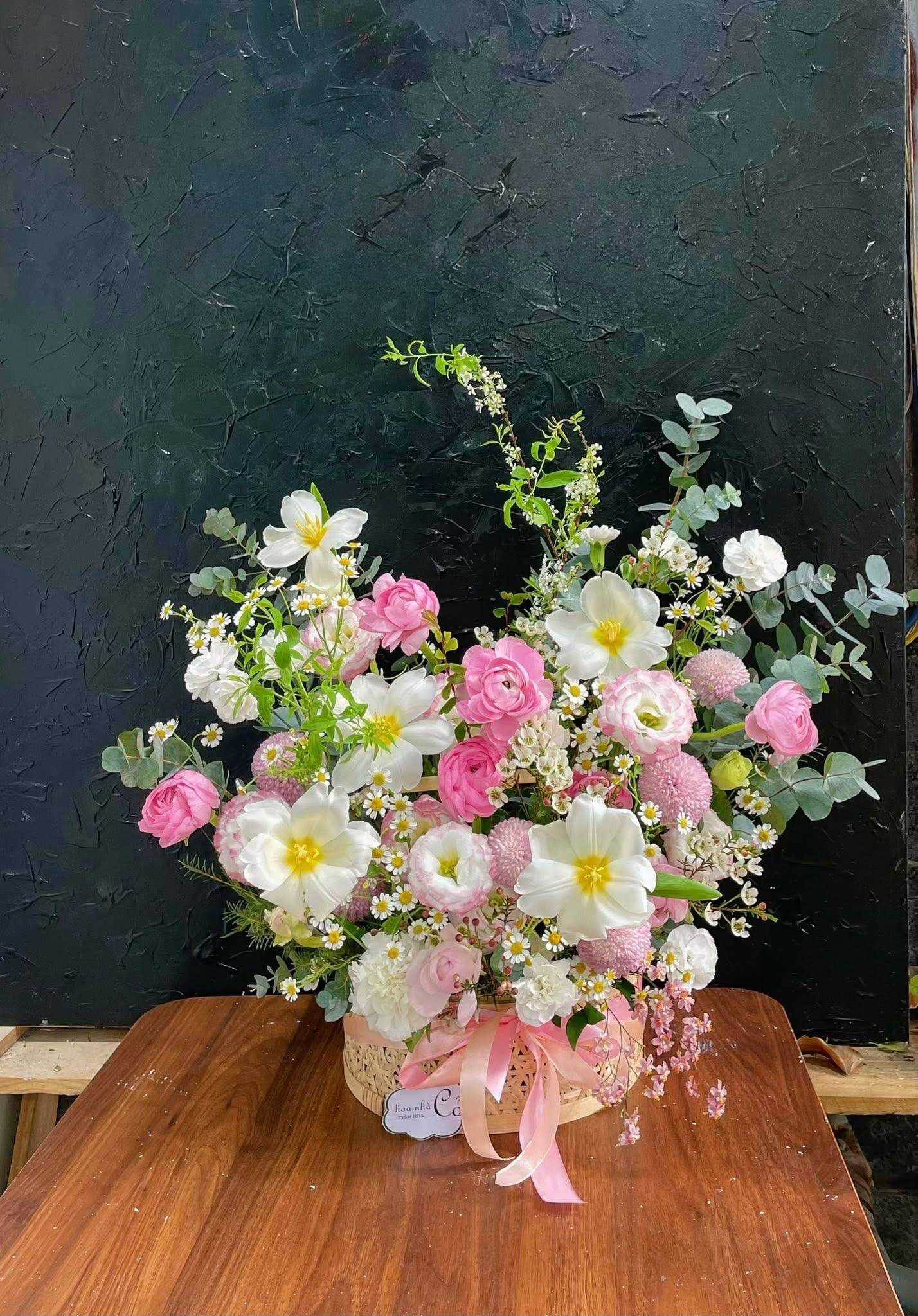 Lẵng Hoa Pastel Tulip Mao Lương