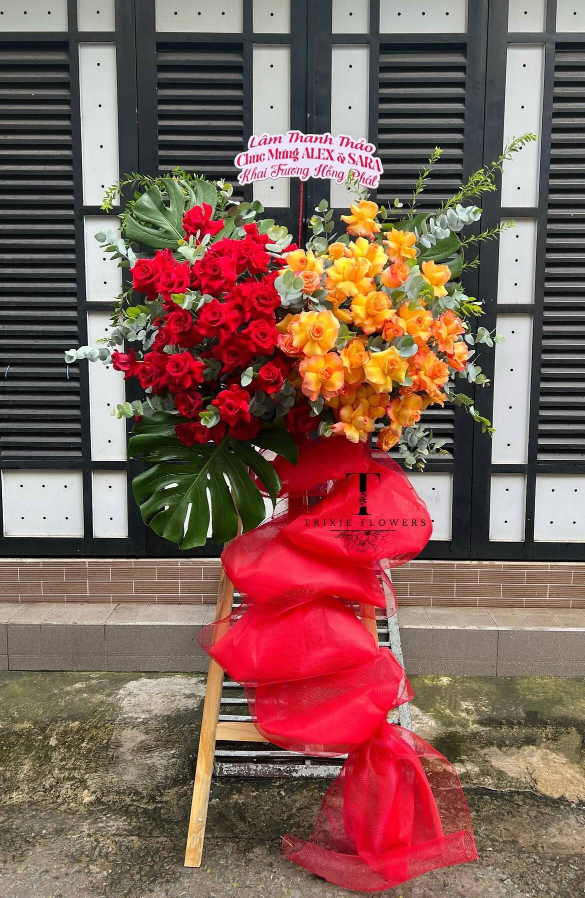 Kệ Hoa Khai Trương Đỏ Cam Hai Khối
