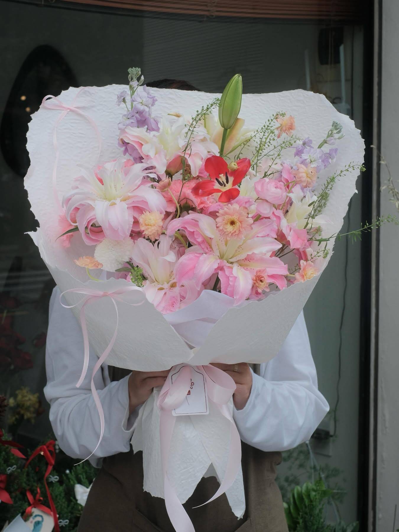 Bó Hoa Ly Kép Pastel Mùa Xuân