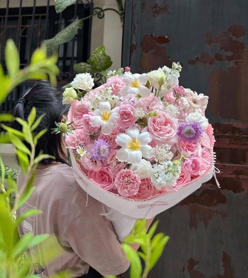 Bó Hoa Tươi Hồng Tulip Ngọt Ngào