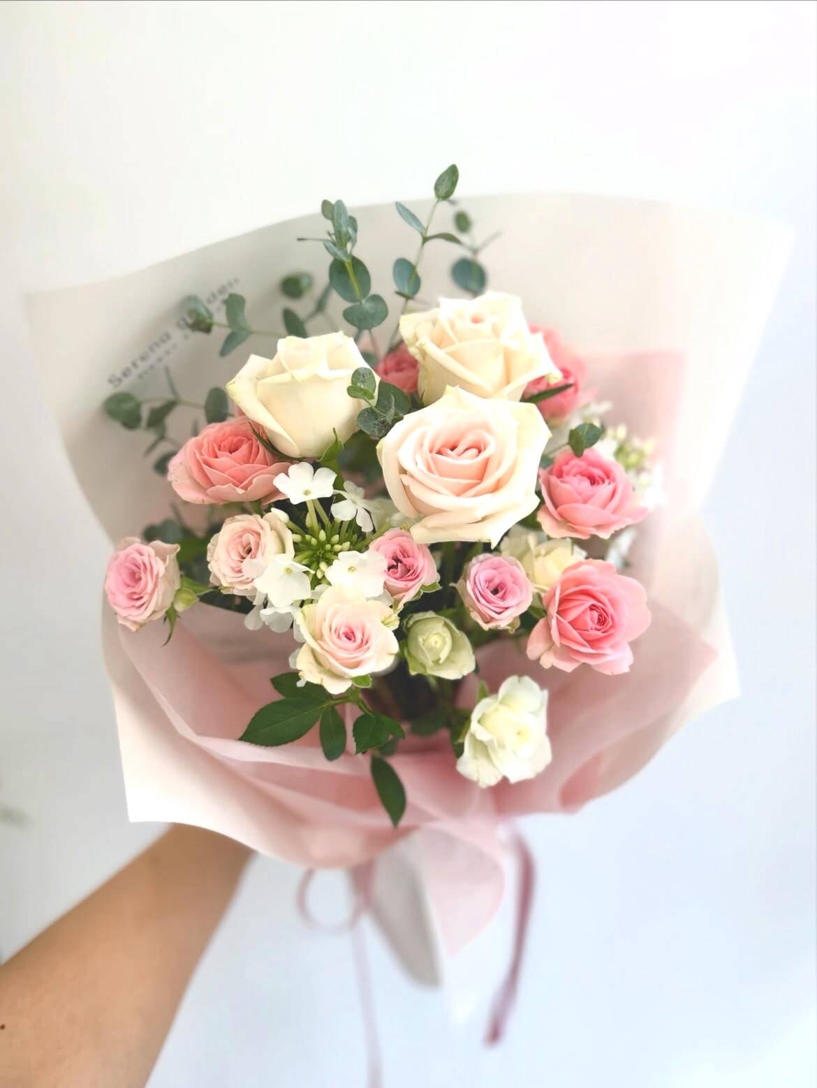Bó Hồng Kem Mix Hồng Phấn Cỡ Nhỏ