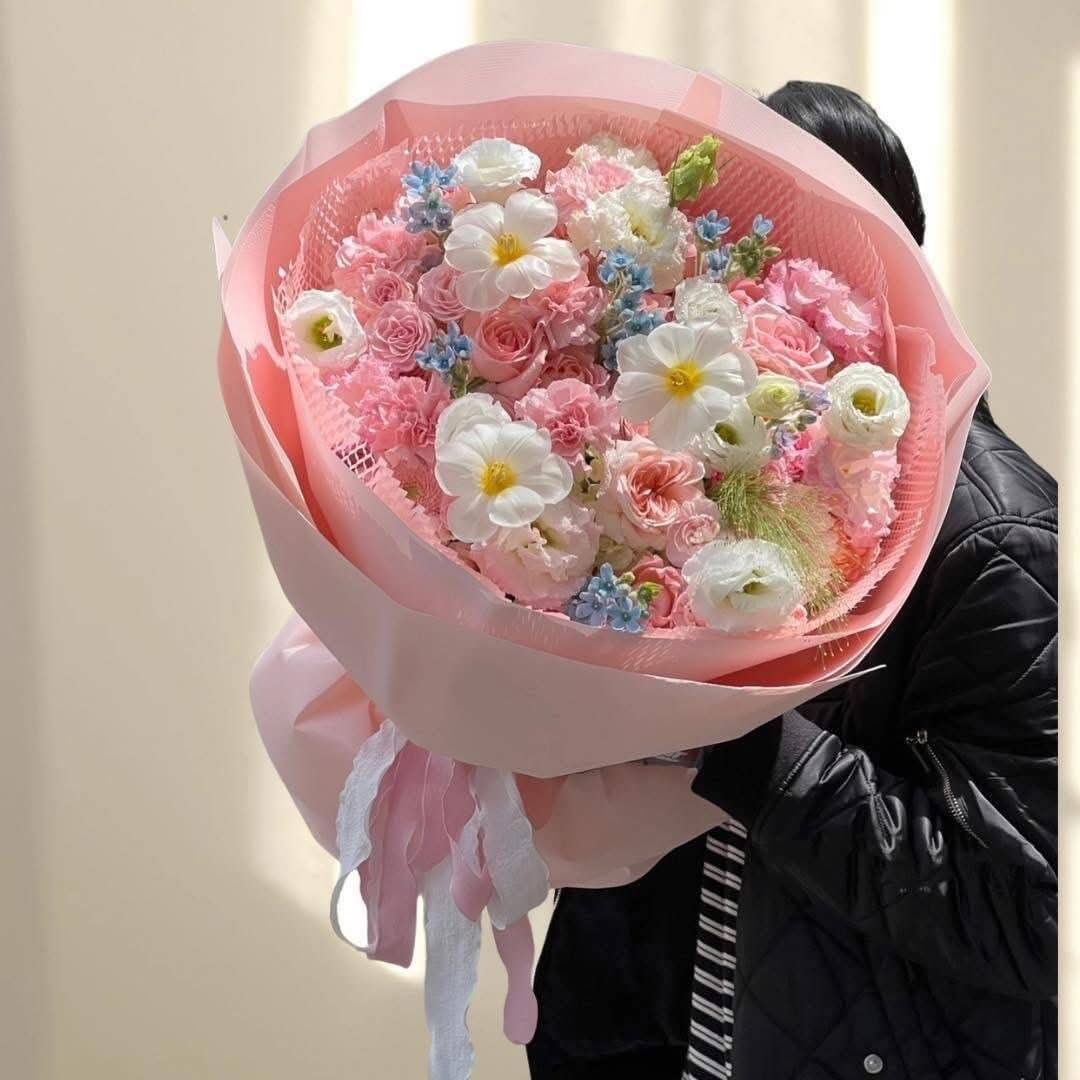 Bó Hoa Pastel Tulip Cát Tường
