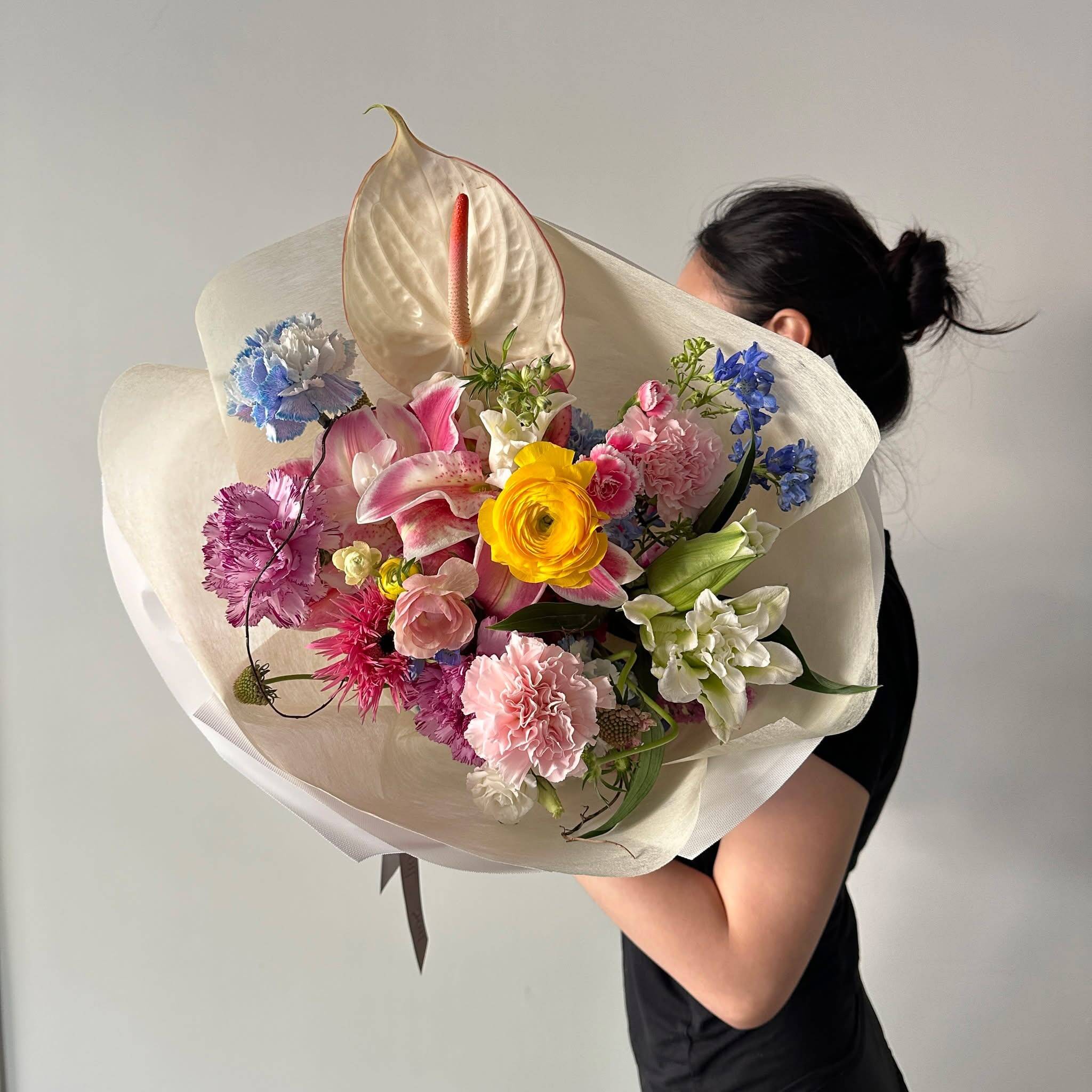 Bó Hoa Pastel Ly Mao Lương Vàng