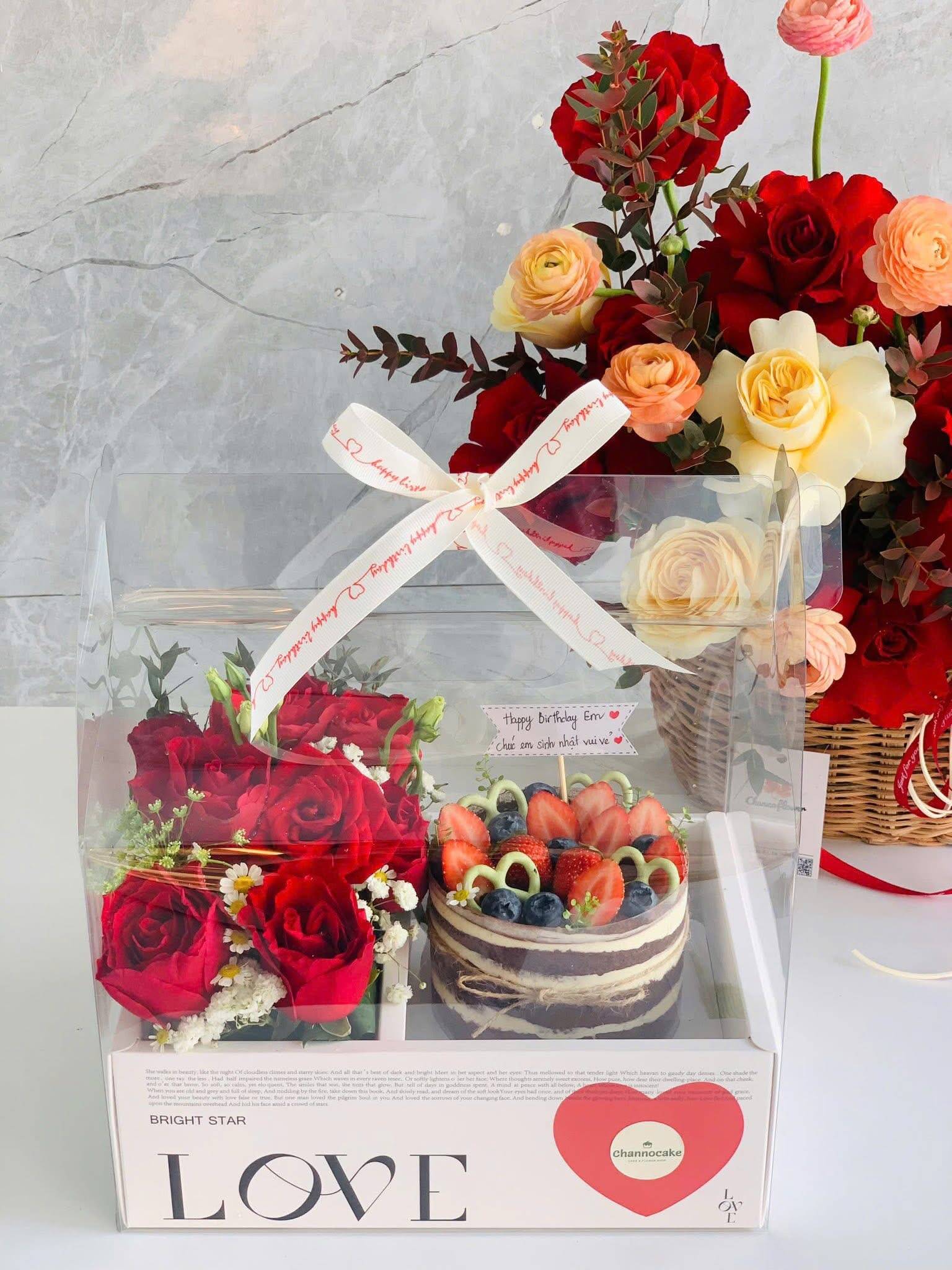 Set Quà Hồng Đỏ Bánh Trái Cây